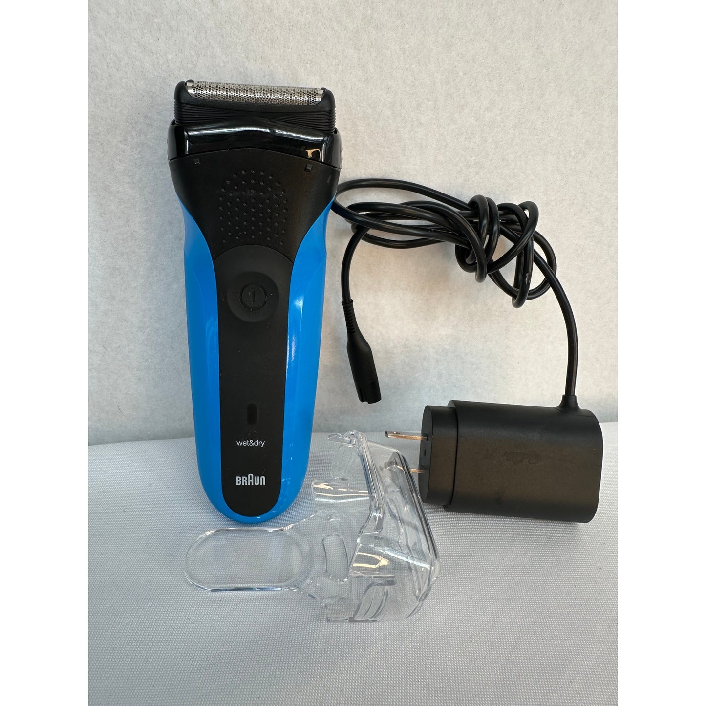 Braun Wet Dry Electric Shaver Type 5409 35V 2023