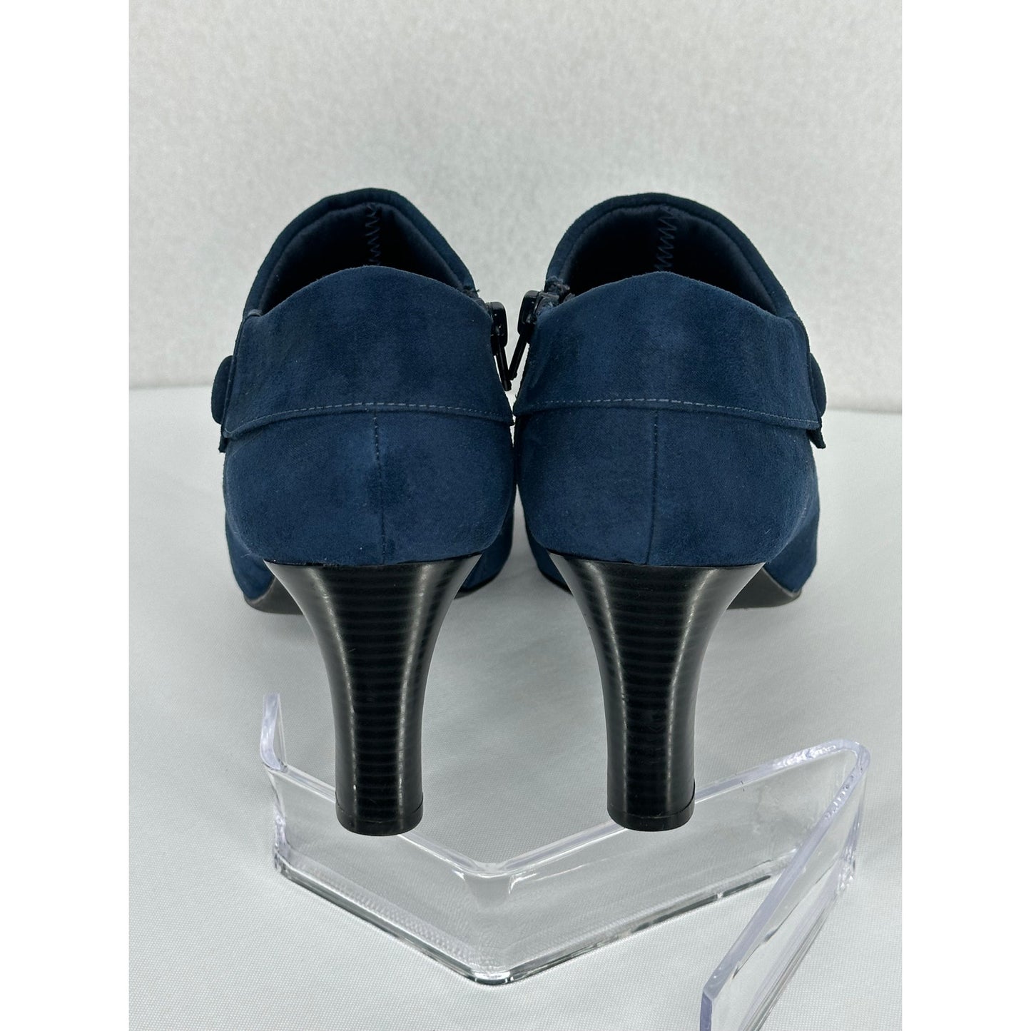 Amelia Grace Blue Vegan Suede Round Toe Heel Ankle Boots Size 9