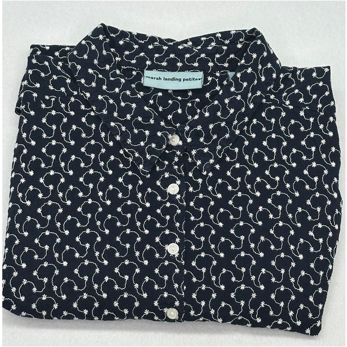 Marsh Landing Petites Navy w/ White Flowers Button Down Sleeveless Vest PL