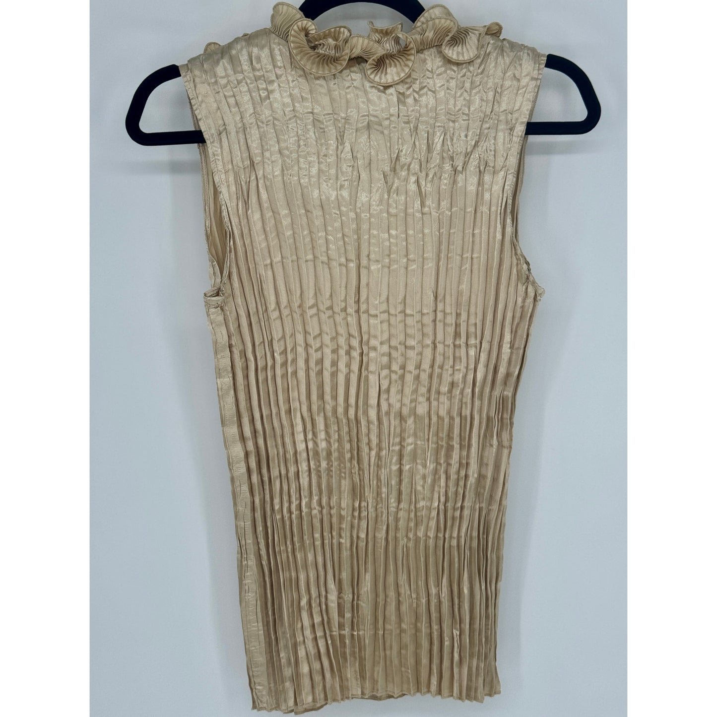 Serenade Women L Sleeveless Gold Ruffled Pleated Top Party Wear Dressy Classy