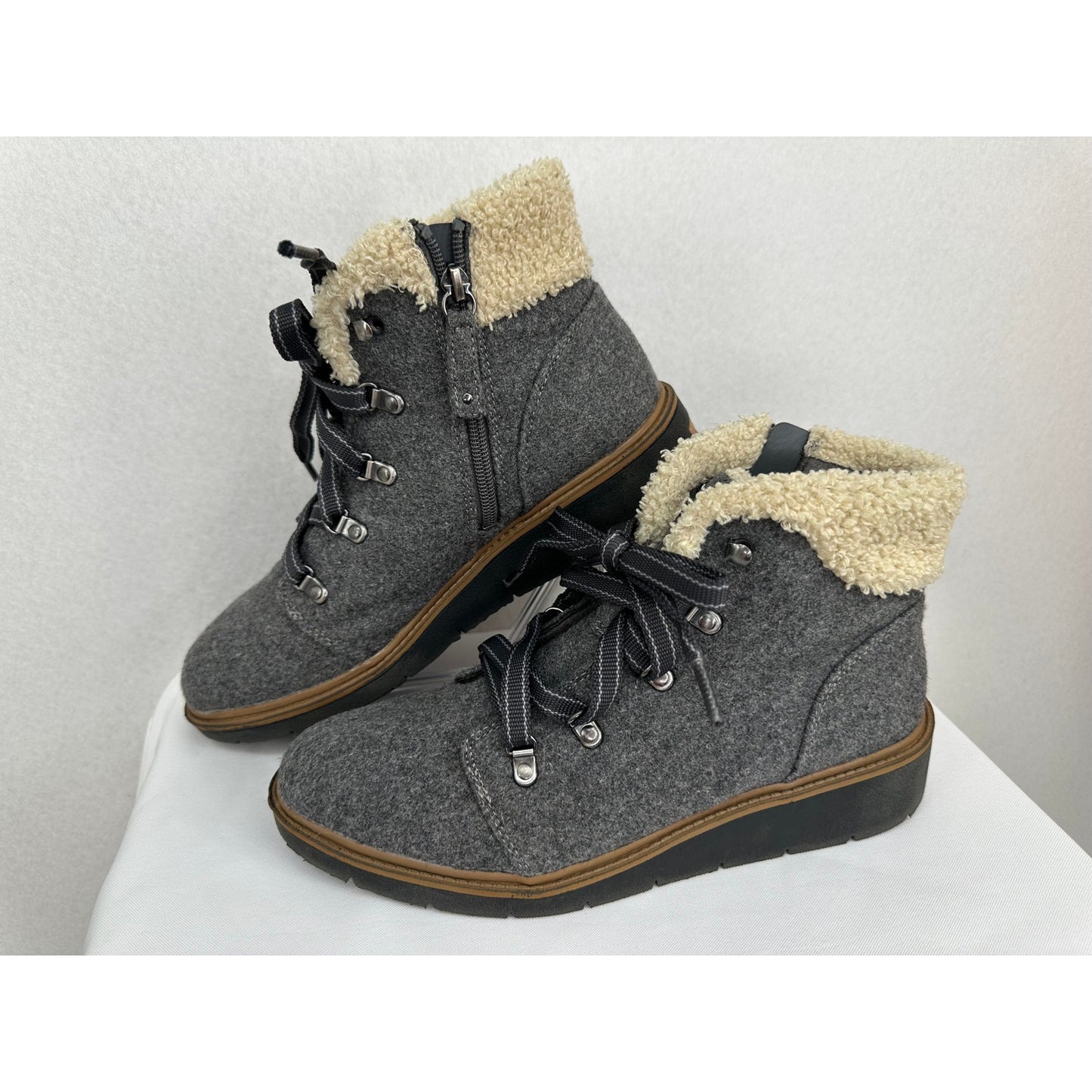 Dr Scholl's Love To Charcoal Gray Waterproof Lace up Hiking Boots 8M