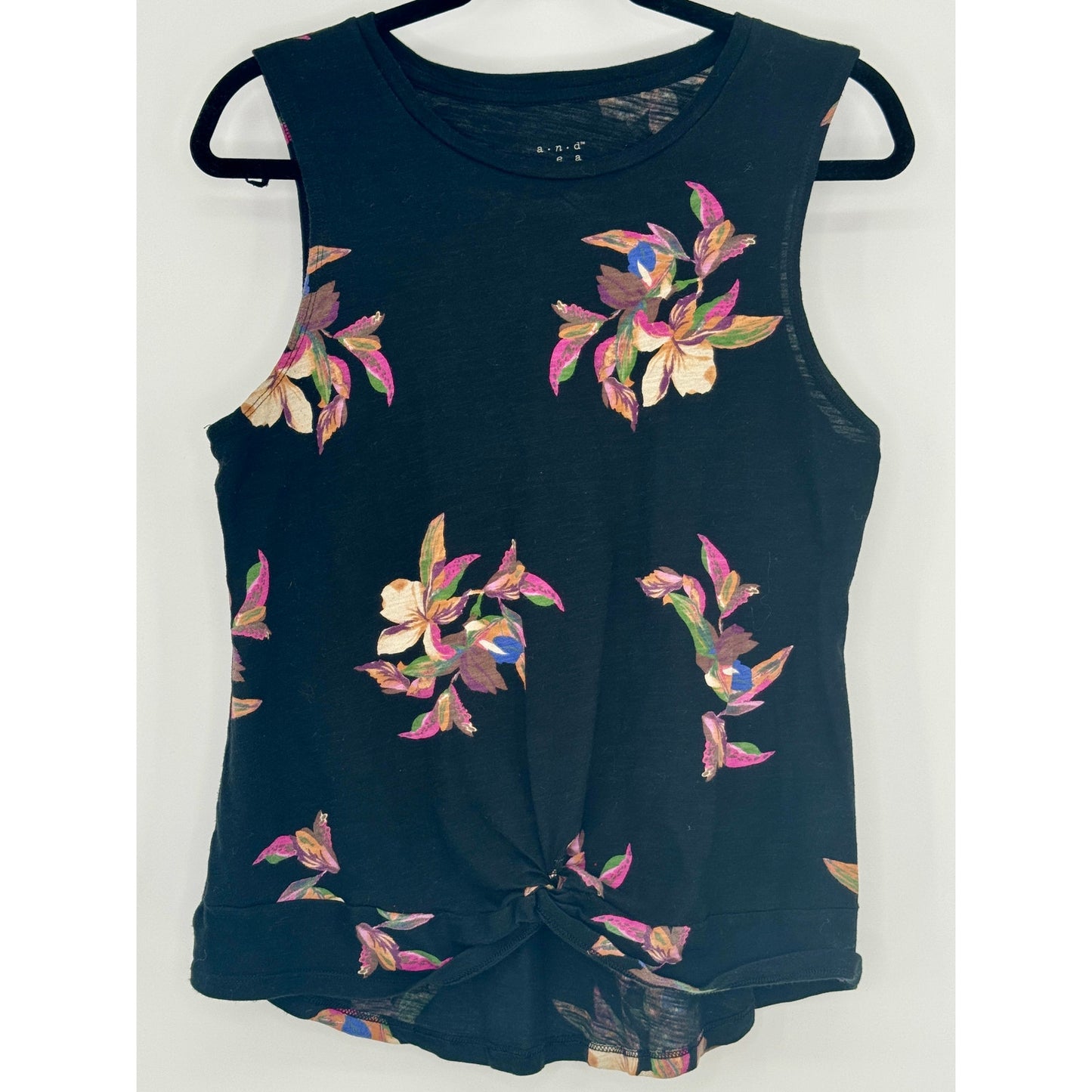 A New Day Floral Top Gathered Hem Womens M Sleeveless Summer/Spring Vacation