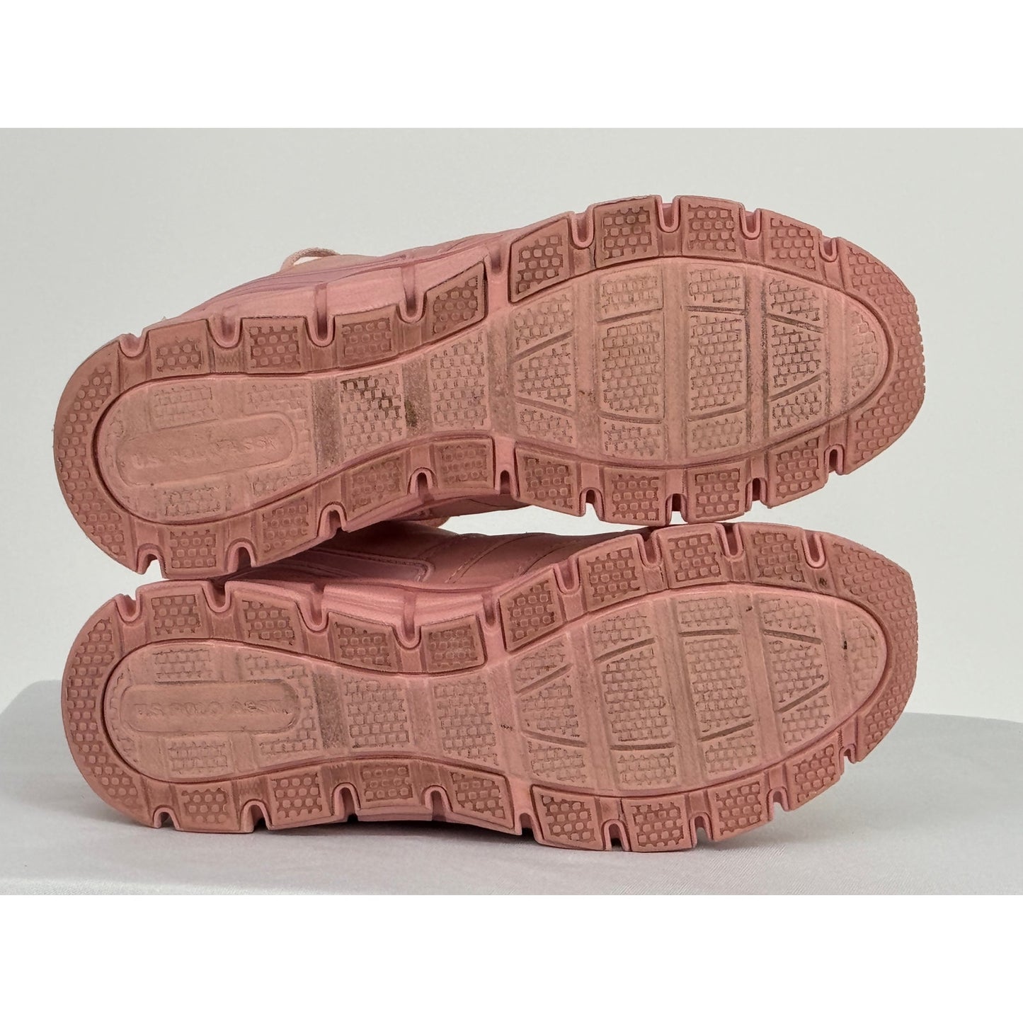 U.S. POLO ASSN Light Pink Sneakers Barbiecore Bubblegum Classic Athletic 7M