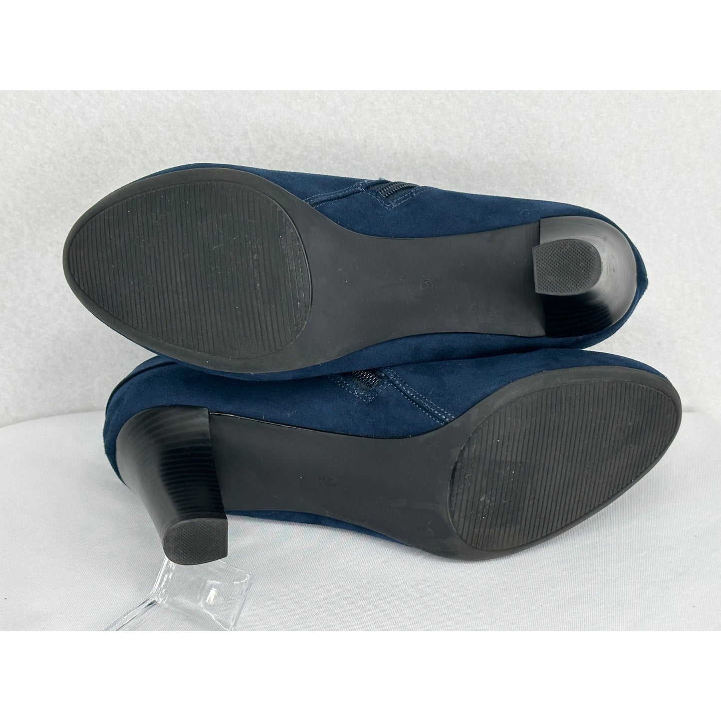 Amelia Grace Blue Vegan Suede Round Toe Heel Ankle Boots Size 9