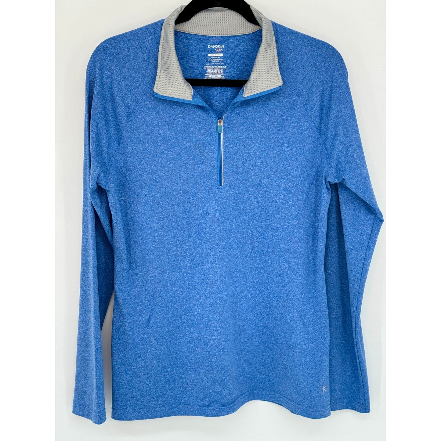 Danskin NOW Semi Fitted Half Zip Long Sleeve Athletic Top Blue size L/G (12/14)