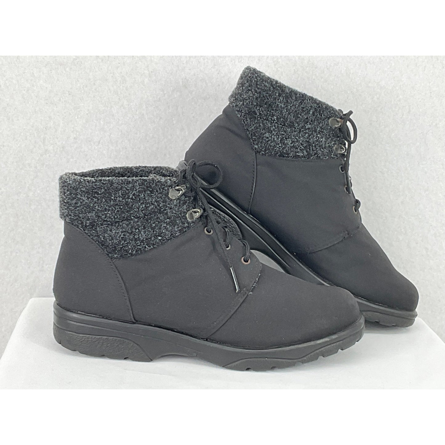 Toe Warmers Black Trek Canadian Made Waterproof Boots Wool Lined Warmth  8N
