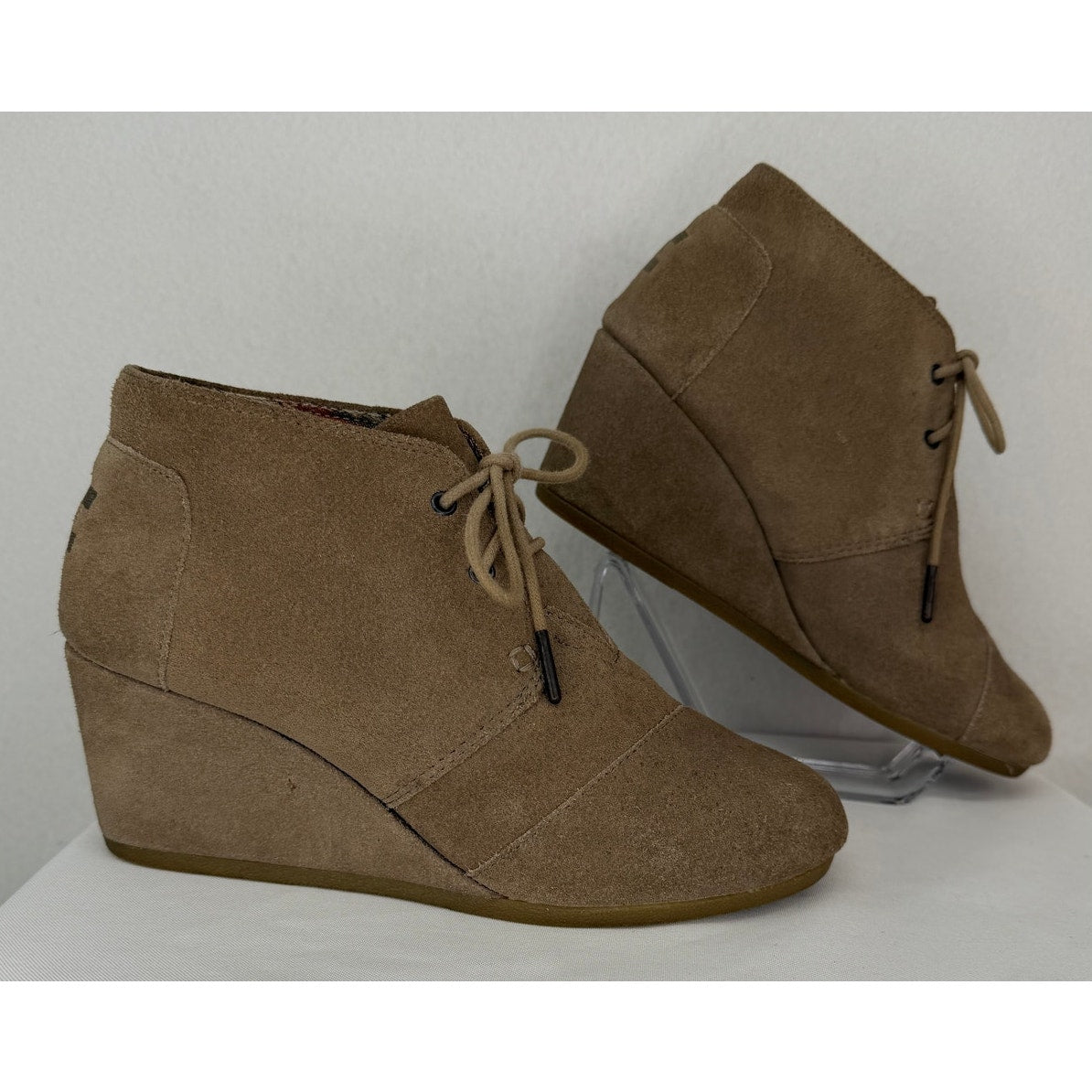 Toms Tan Suede Leather Lace Up Wedge Ankle Bootie Boots 8.5