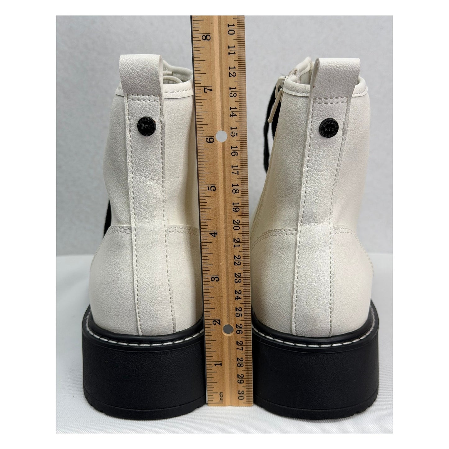 Madden NYC White Moto Combat Boots Lace Up Side Zip Lug Chunky Boots 9