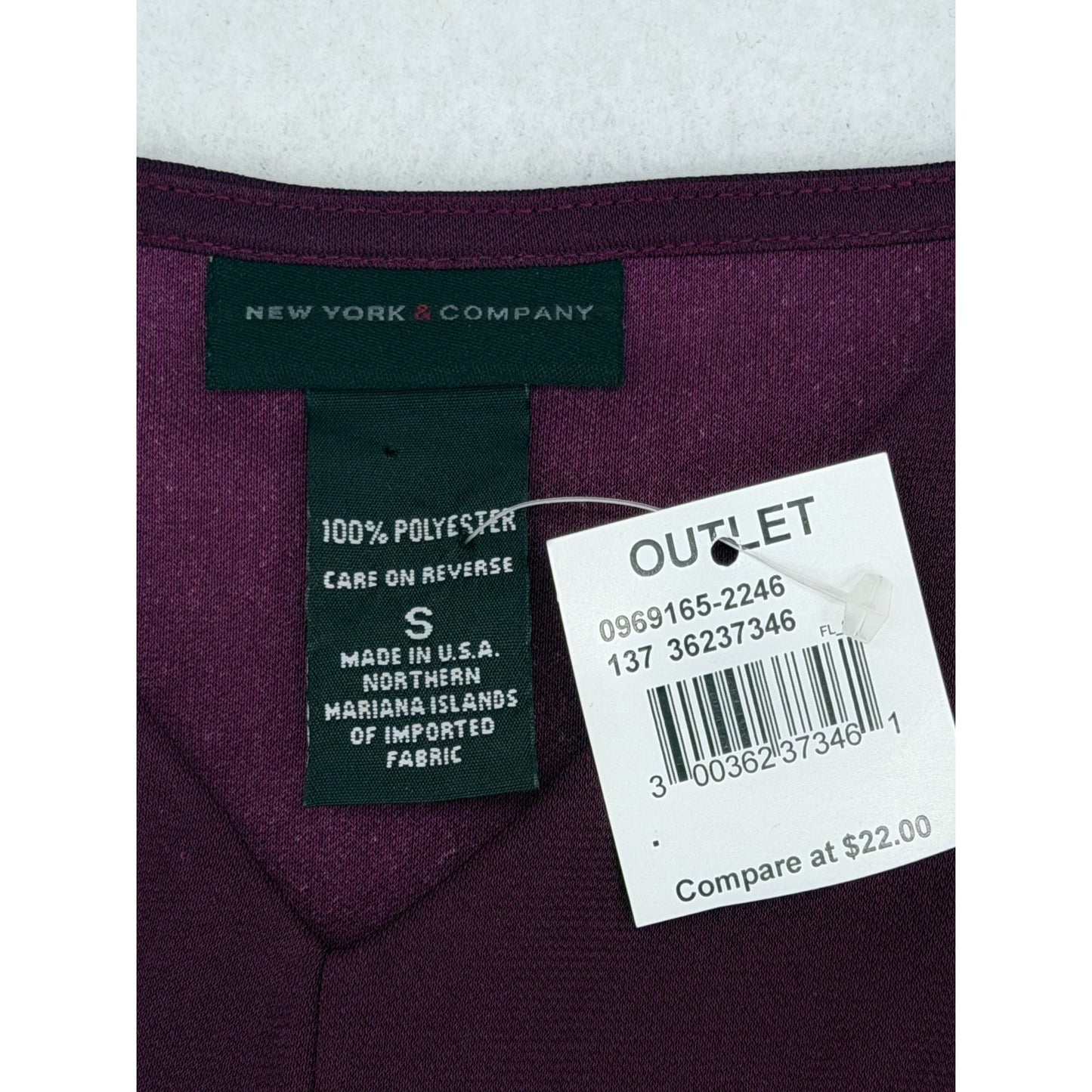 New York & Company Burgundy Sweetheart Neck Halter Top with Floral  Bottom S NWT
