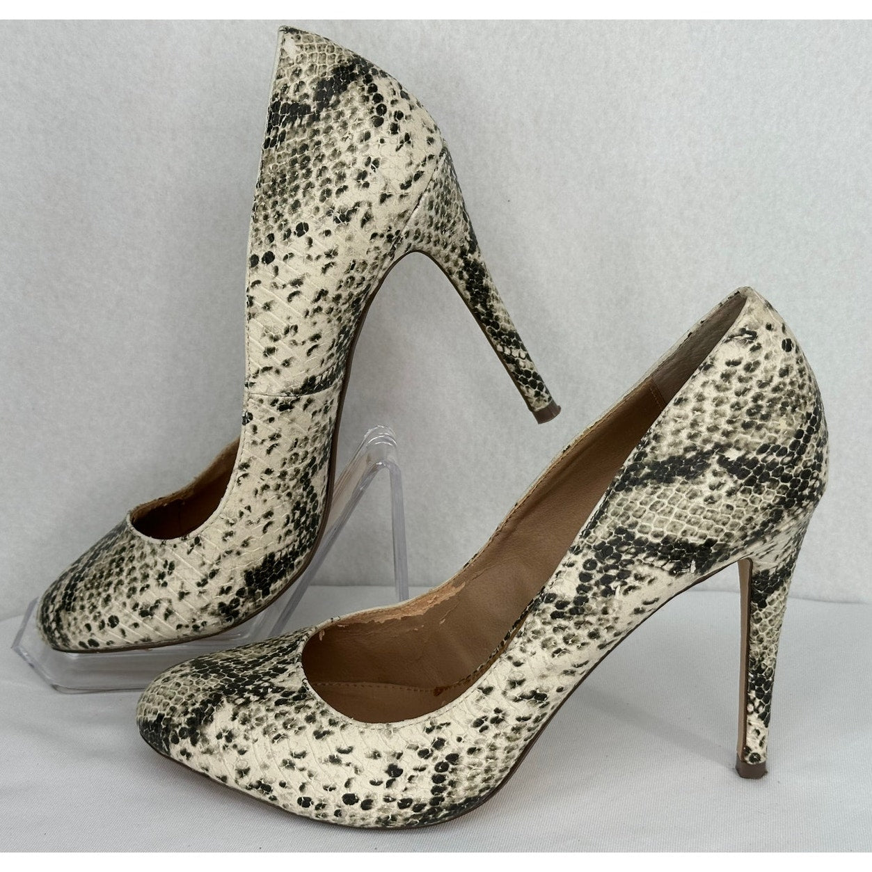 Steve Madden Pietra Natural Snakeskin Pumps Heels 9.5M