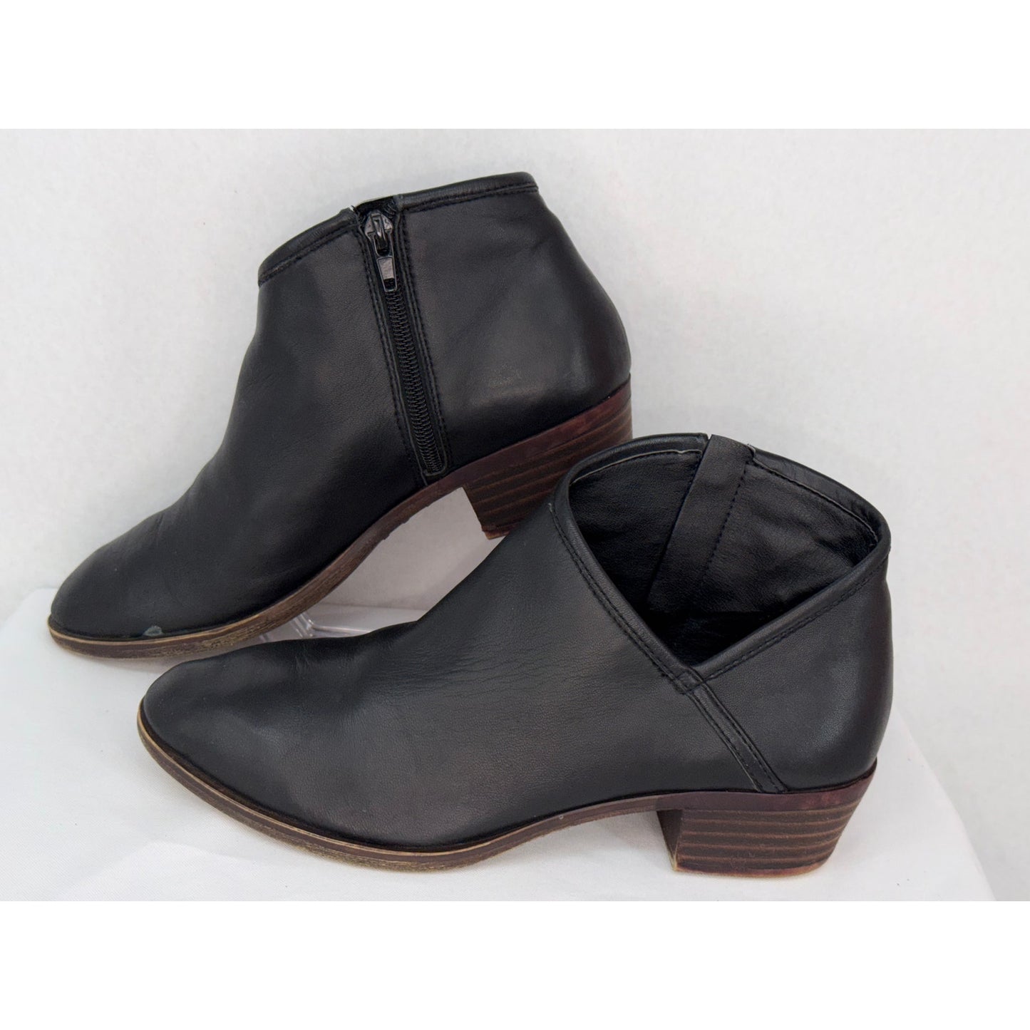 Lucky Brand Brekke Black Glove Kappa Leather Western Ankle Boots Side Zipper 8M