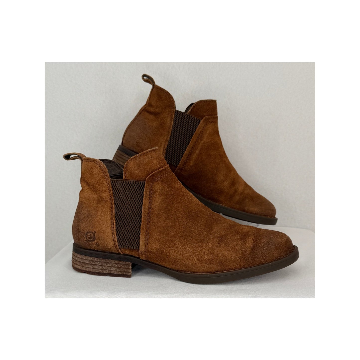 Born Laney Rust Tobacco Distressed Suede Leather Chelsea Ankle Boots 8M