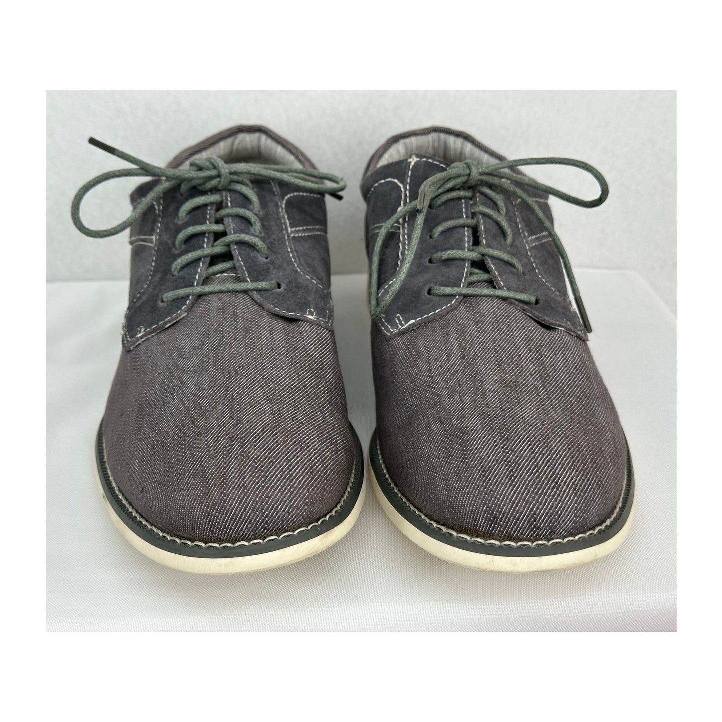 Steve Madden NWOT Gray Stoker Derby Leather Upper Rubber Outsole 11