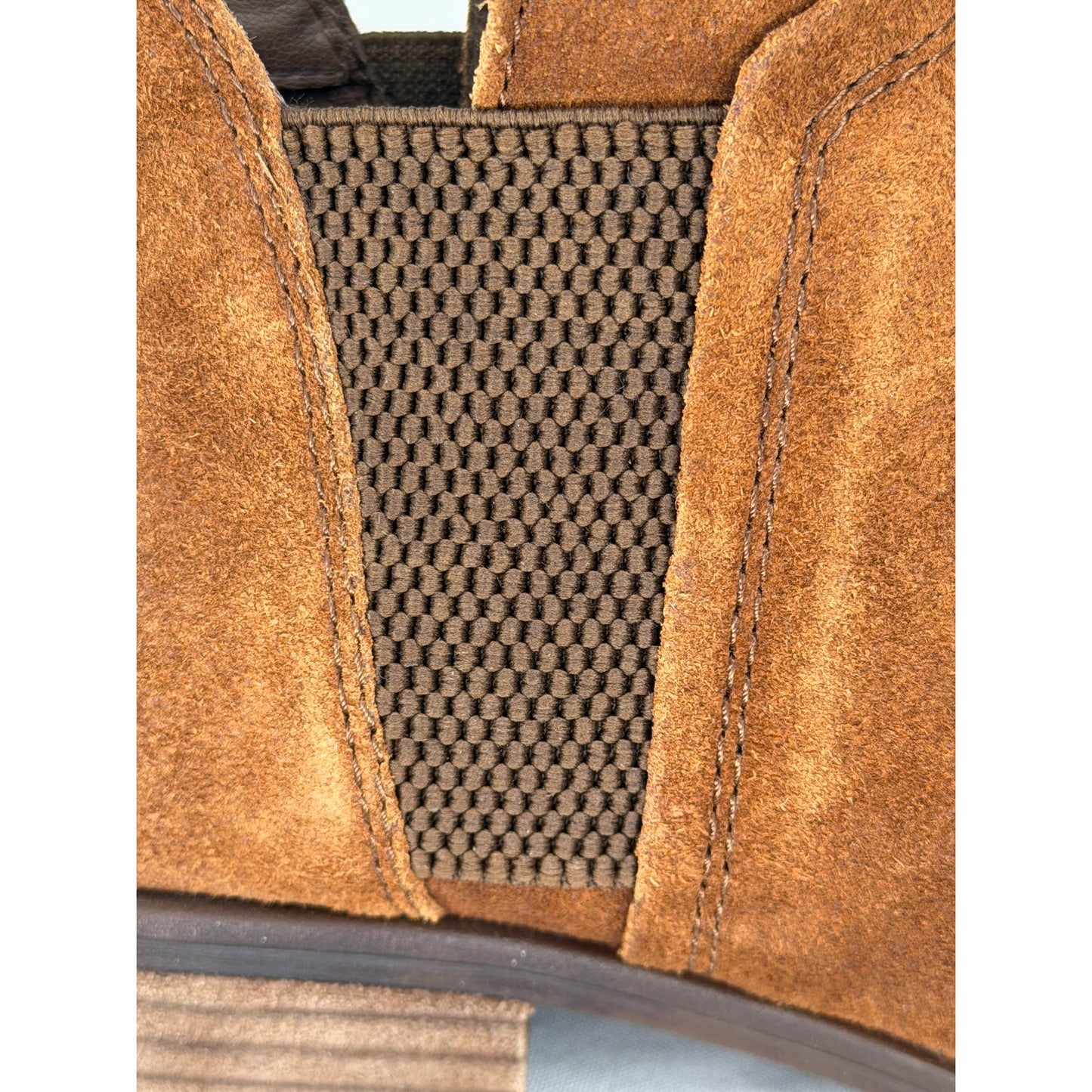 Born Laney Rust Tobacco Distressed Suede Leather Chelsea Ankle Boots 8M