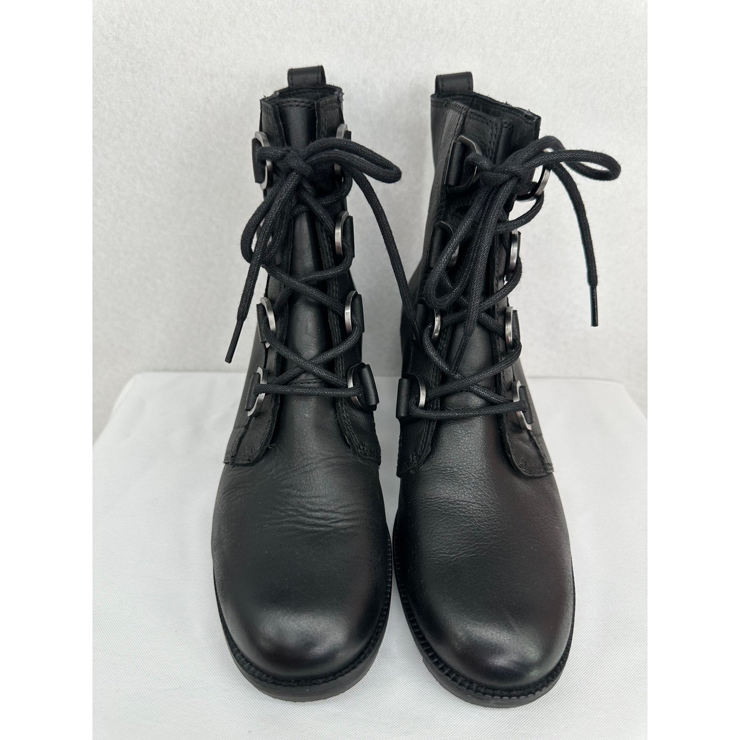Sorel Cate Lace Up Black Bootie Waterproof Leather Boots 8.5 NL3385-010