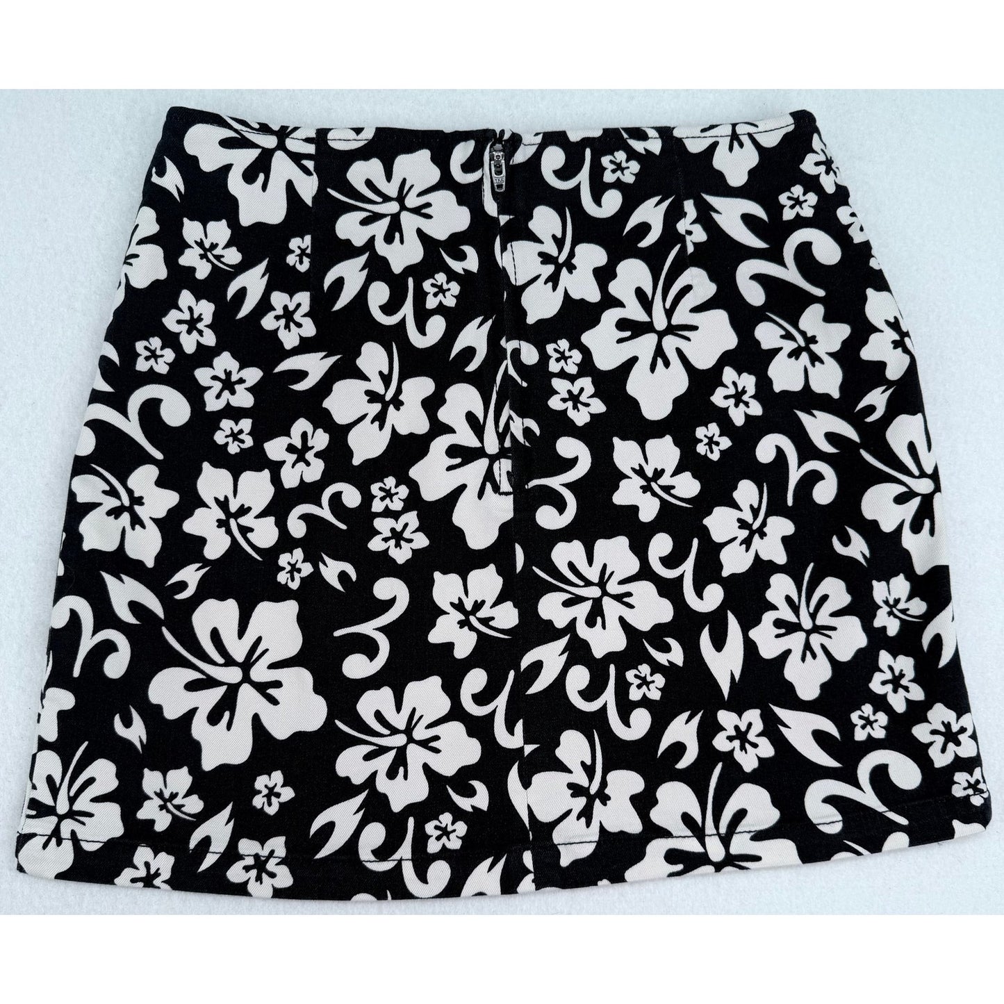 Wild Fable Black White Floral Tropical Hawaiian Beach Print Mini Skirt 10