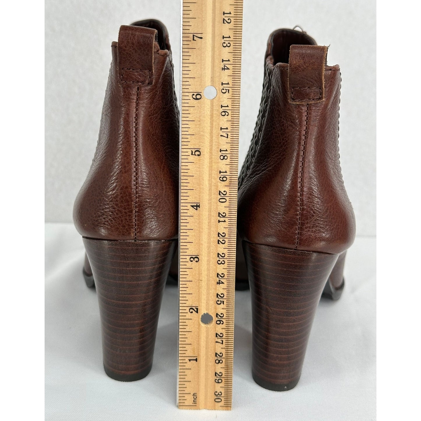 Antonio Melani NWOT Eddie Woodbury Studded Chelsea Brown Leather Boots 6.5M