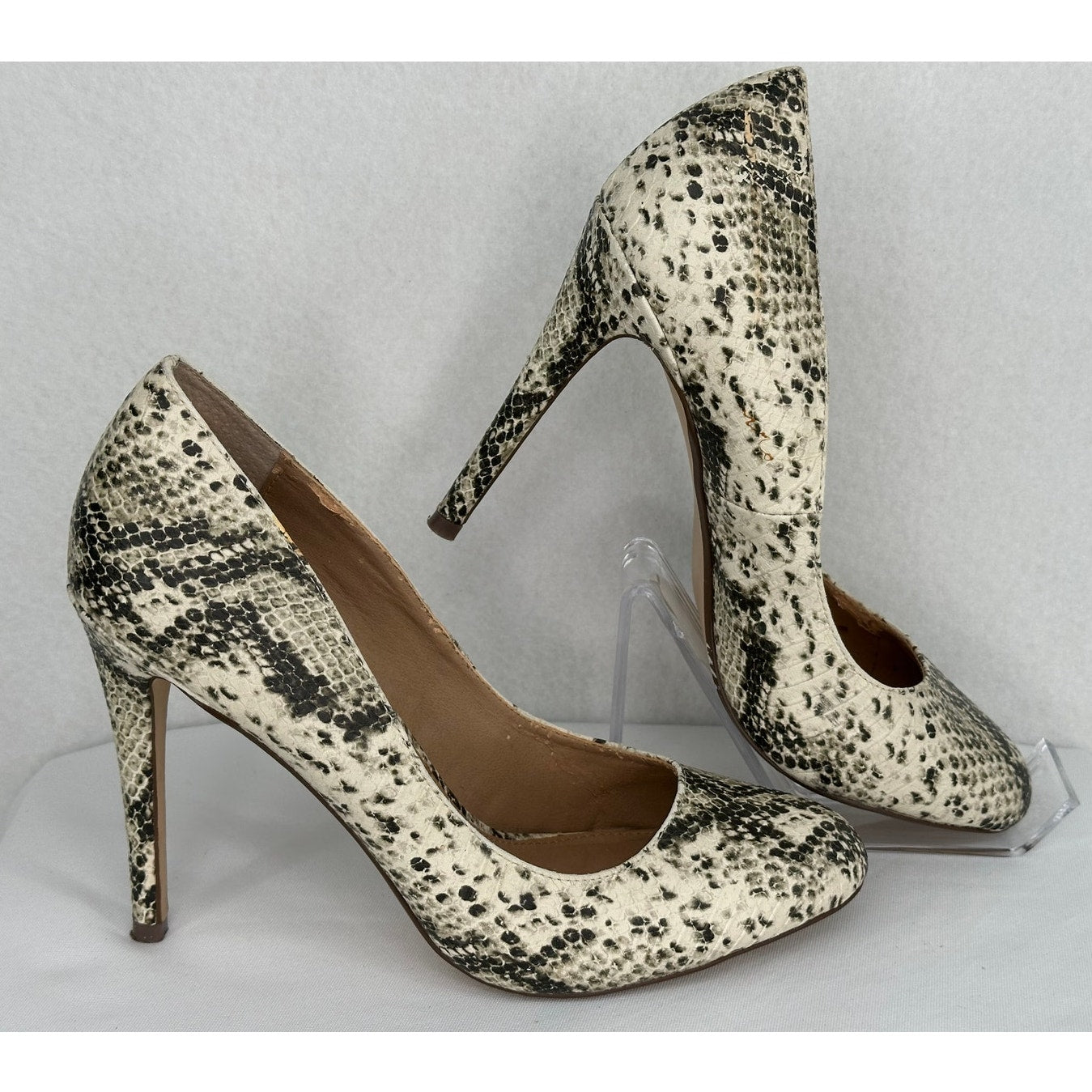 Steve Madden Pietra Natural Snakeskin Pumps Heels 9.5M