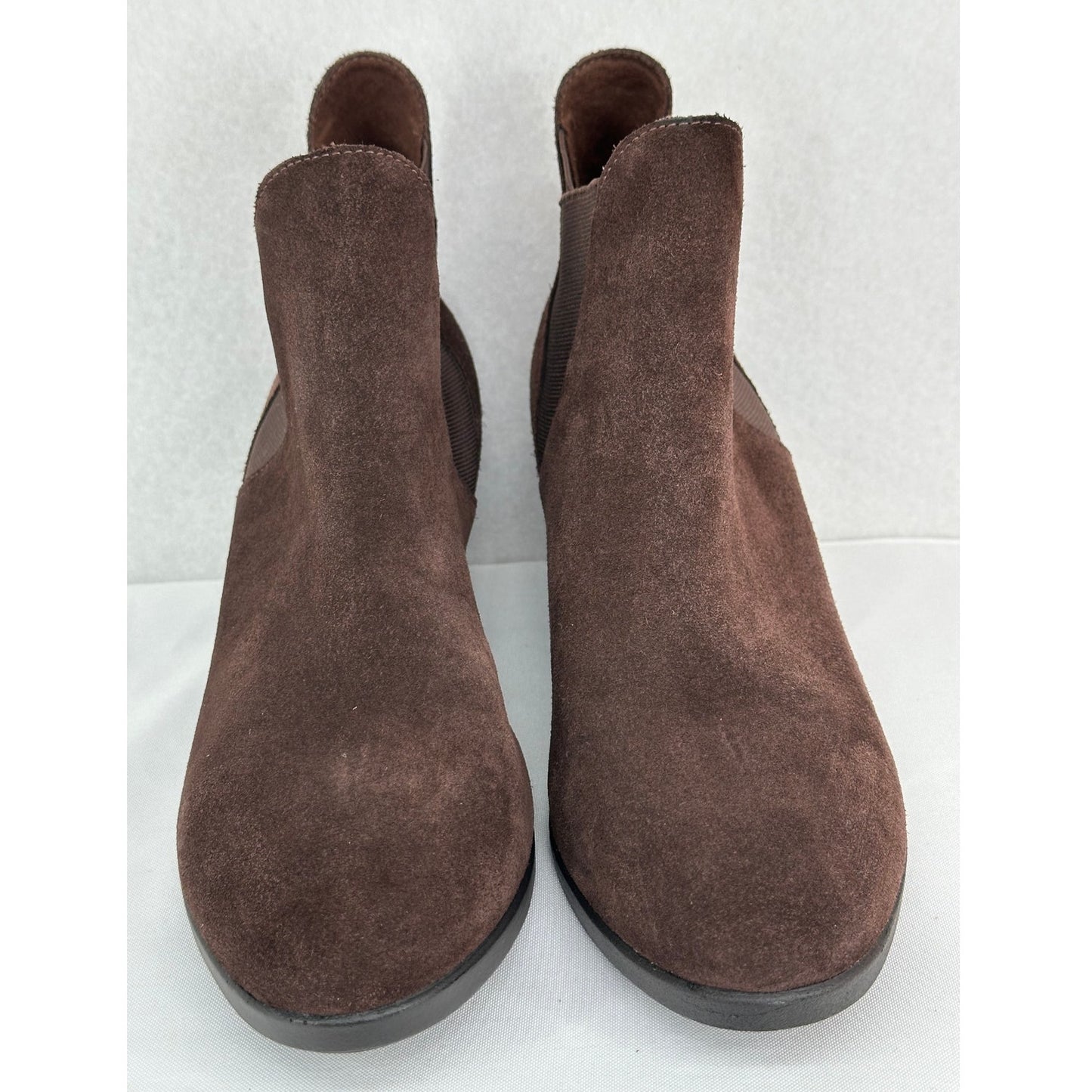 Crocs NWOT Leigh Wedge Heel Espresso Brown Suede Chelsea Ankle Fall Boots 10