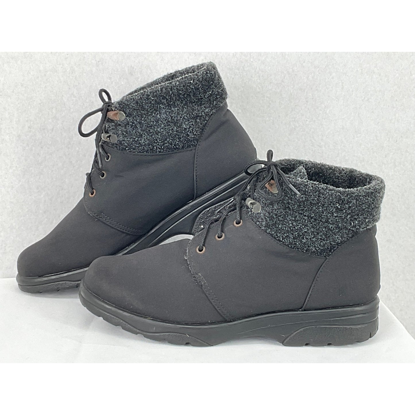 Toe Warmers Black Trek Canadian Made Waterproof Boots Wool Lined Warmth  8N