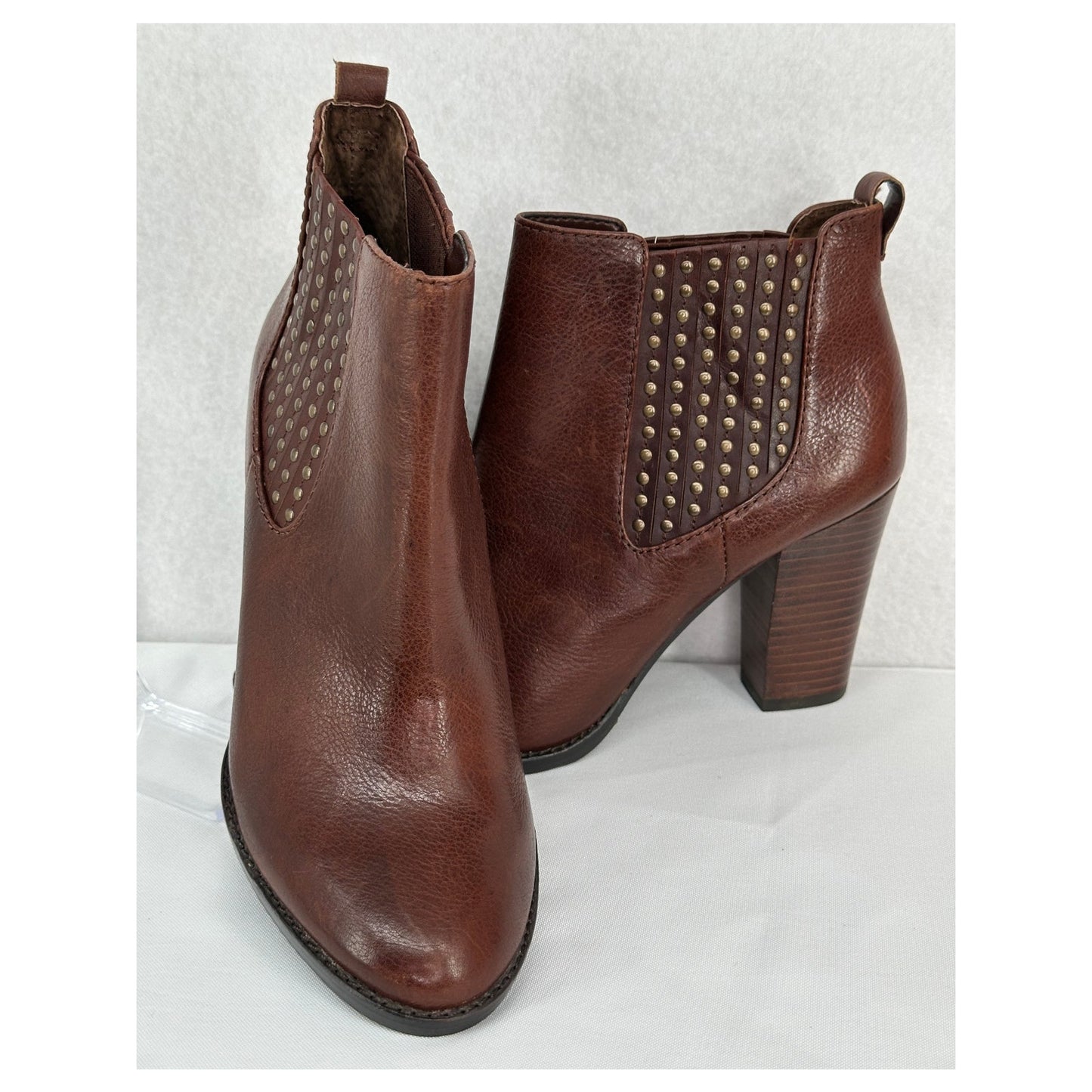Antonio Melani NWOT Eddie Woodbury Studded Chelsea Brown Leather Boots 6.5M