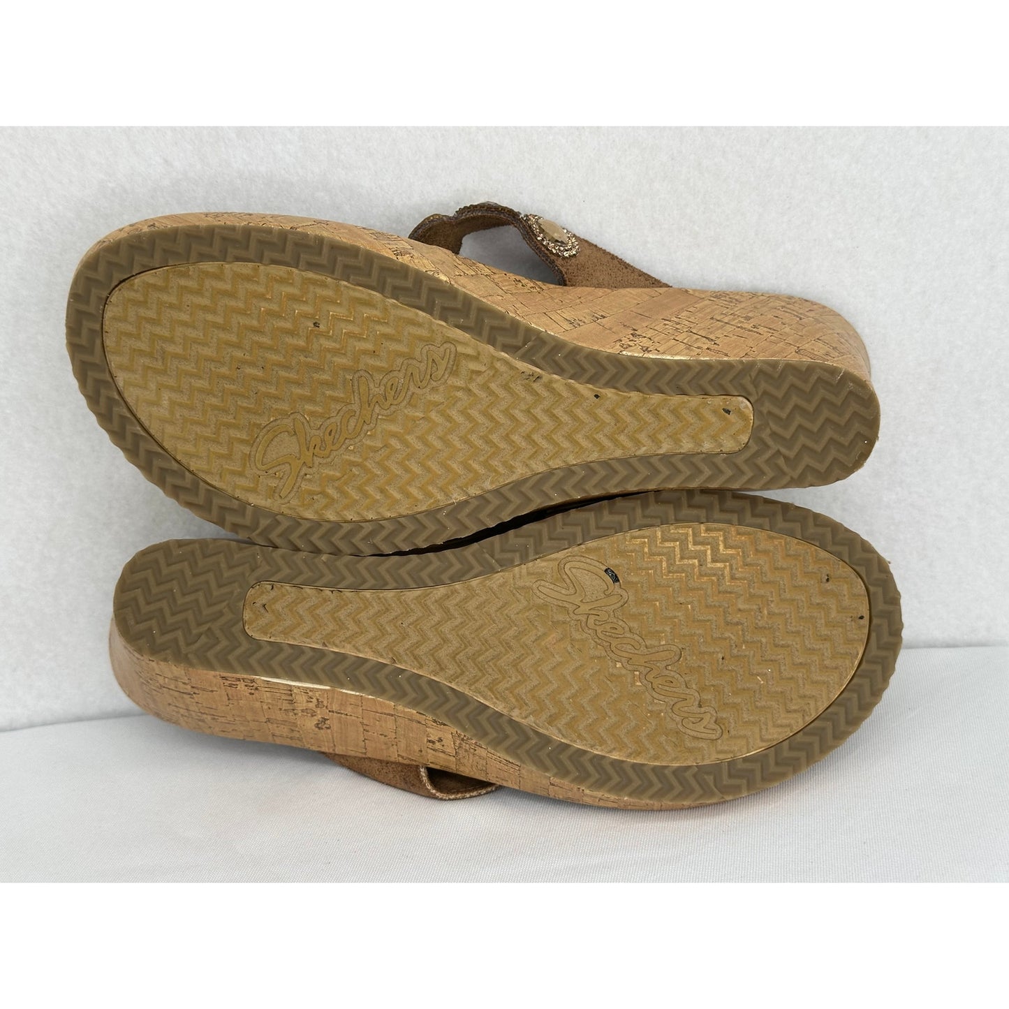 Skechers Luxe Foam Jeweled WedgeHeel  Thong Brown Sandals Beach Sandal Party 9