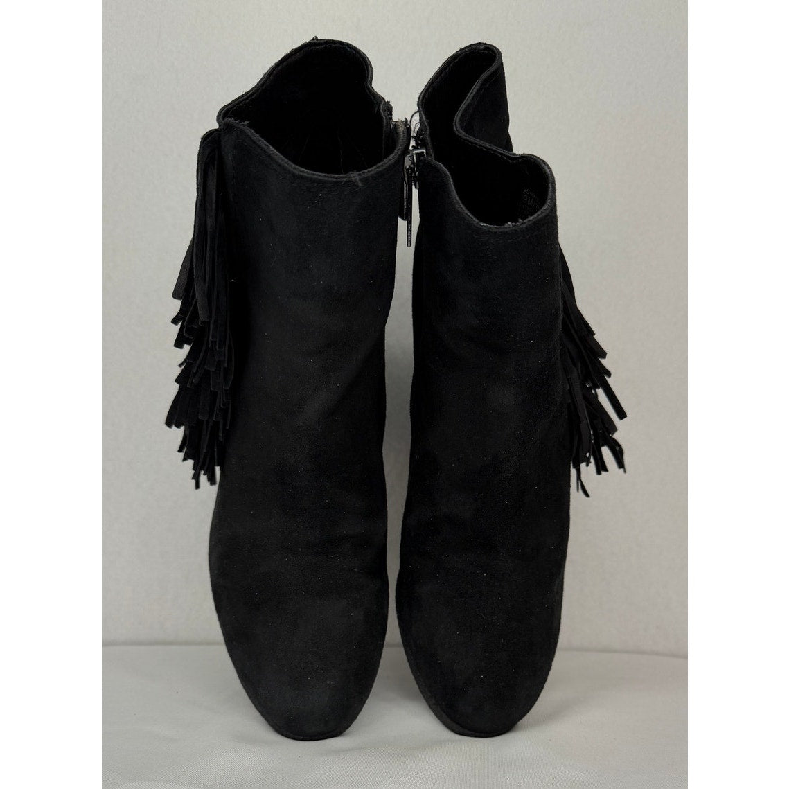 Vince Camuto Hayzee Black Fringed Western Suede Leather Almond Toe Ankle Boots 9