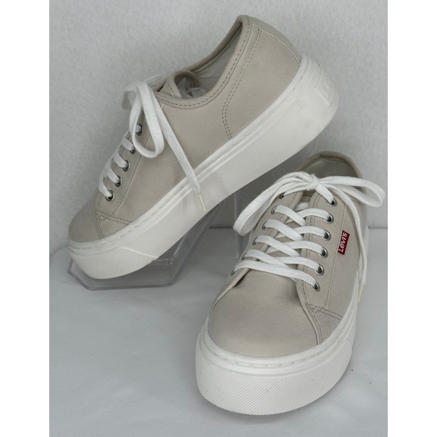 Levi's Dakota Synthetic Suede Low Top Casual Lace Up Stone Color Sneakers 7