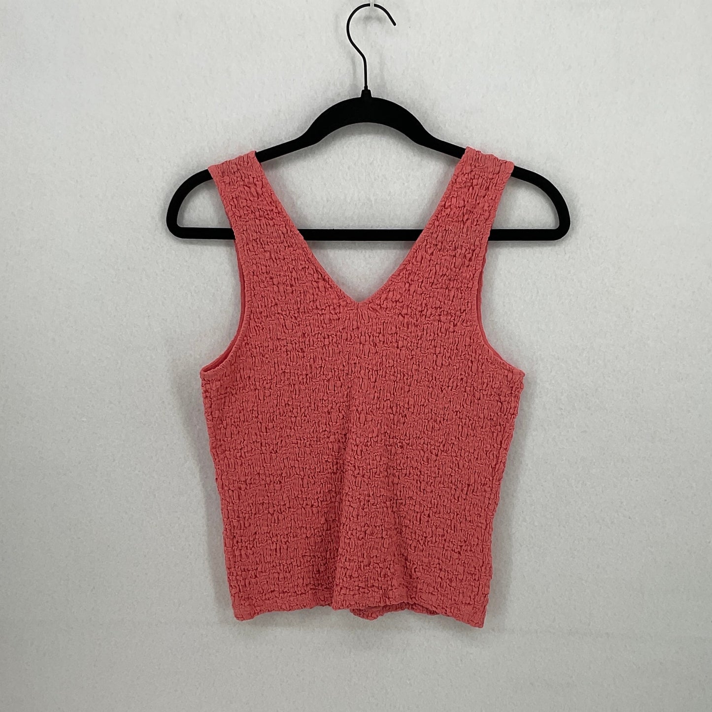 A New Day Coral V Neck, Sleeveless, Textured, Tank Top Women's M