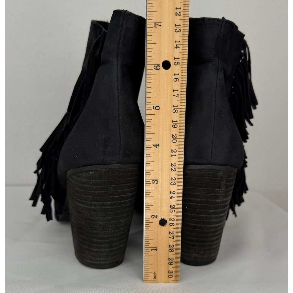 Vince Camuto Hayzee Black Fringed Western Suede Leather Almond Toe Ankle Boots 9