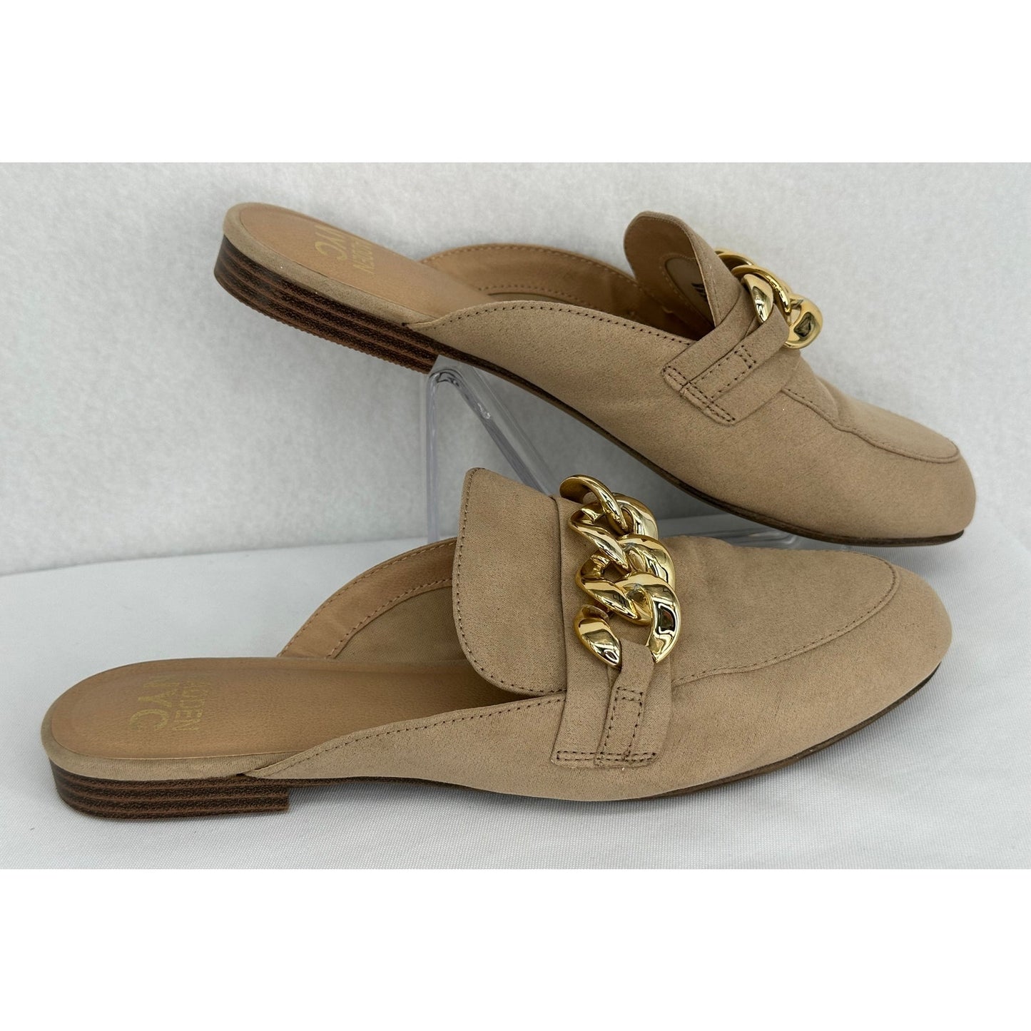 Madden NYC Mule Slip On Flats Tan with Gold Chain Accent 9
