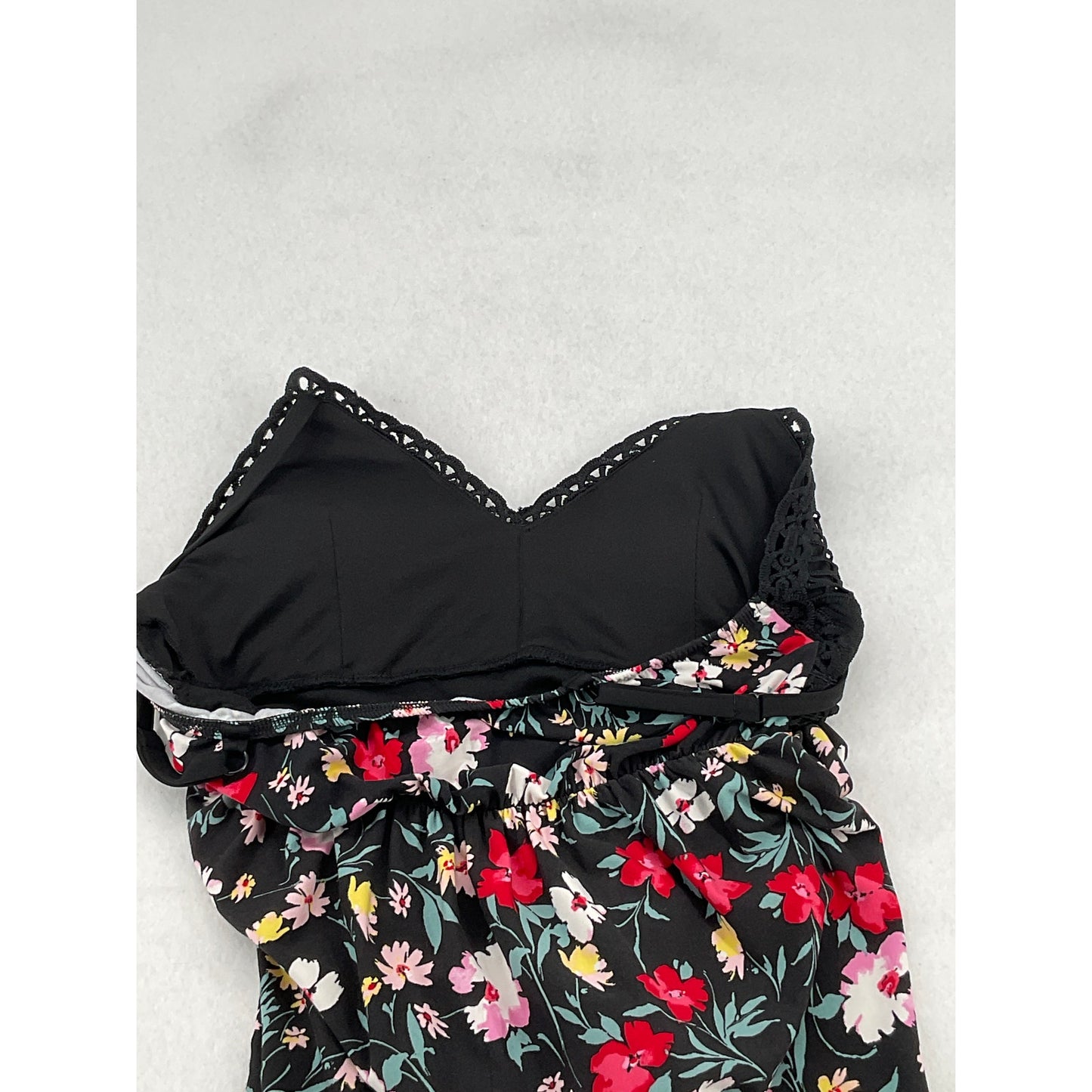 No Boundaries Black/Floral Print Padded Tank Top w/ adjustable straps Women's M (7-9)